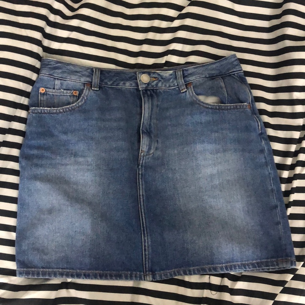Denim skirt